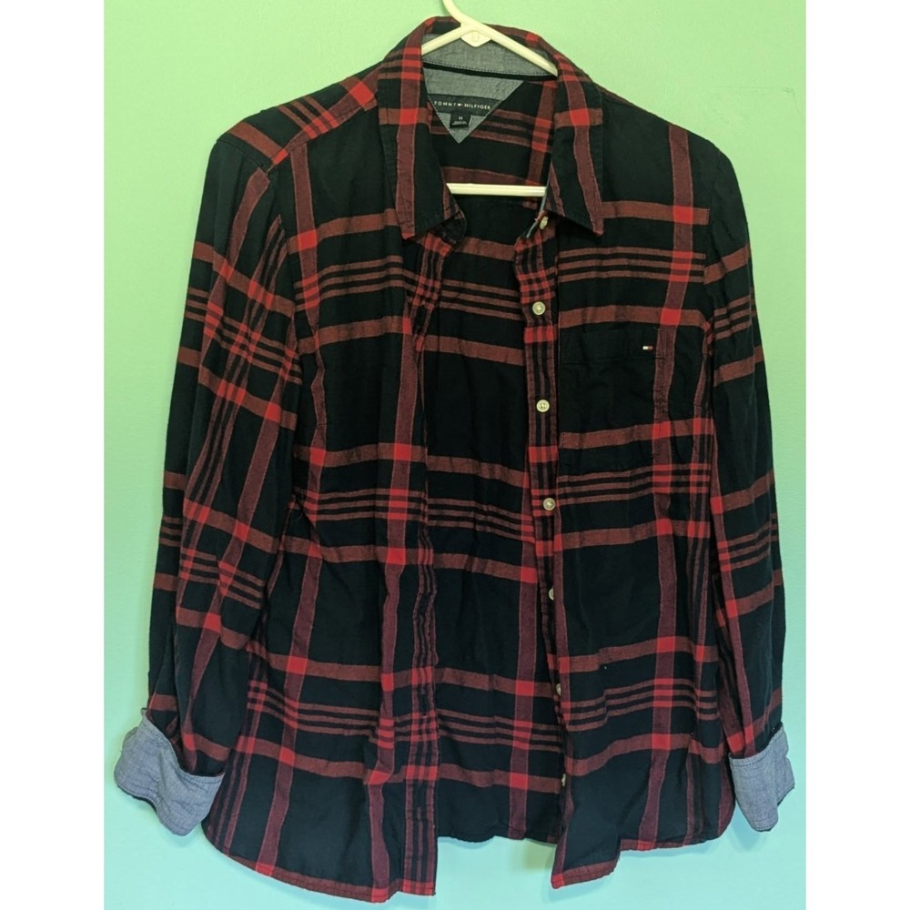 Tommy Hilfiger Women's Size Medium Red Black Plaid Button Up Long Sleeve Shirt